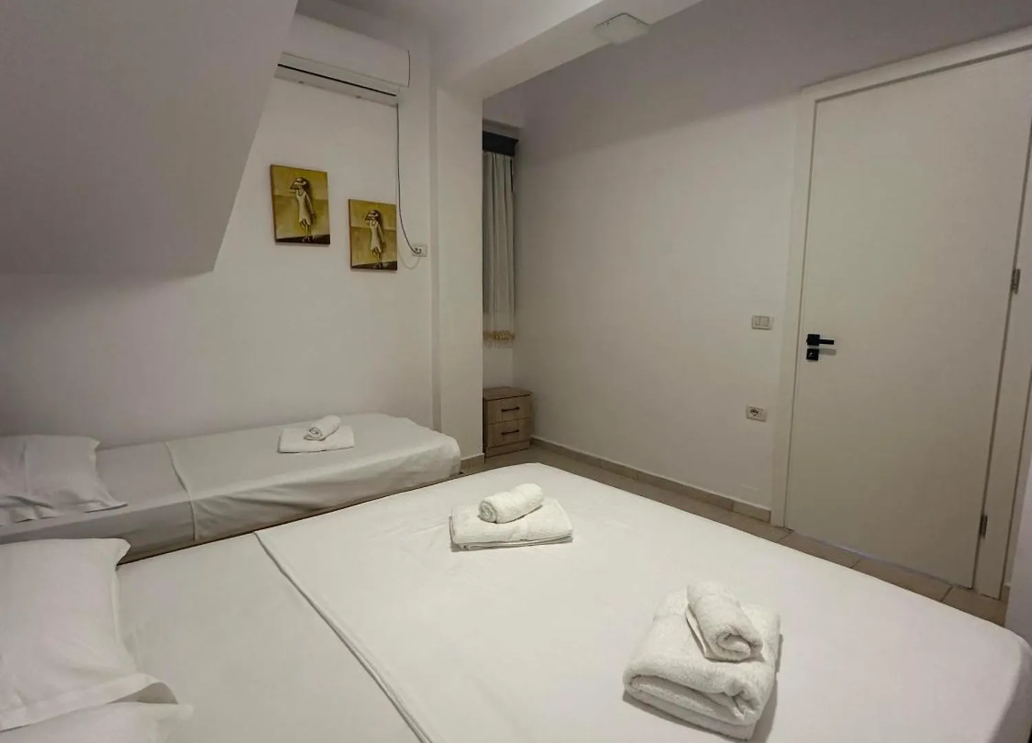 Gasthuis Twins Hotel Ksamil
