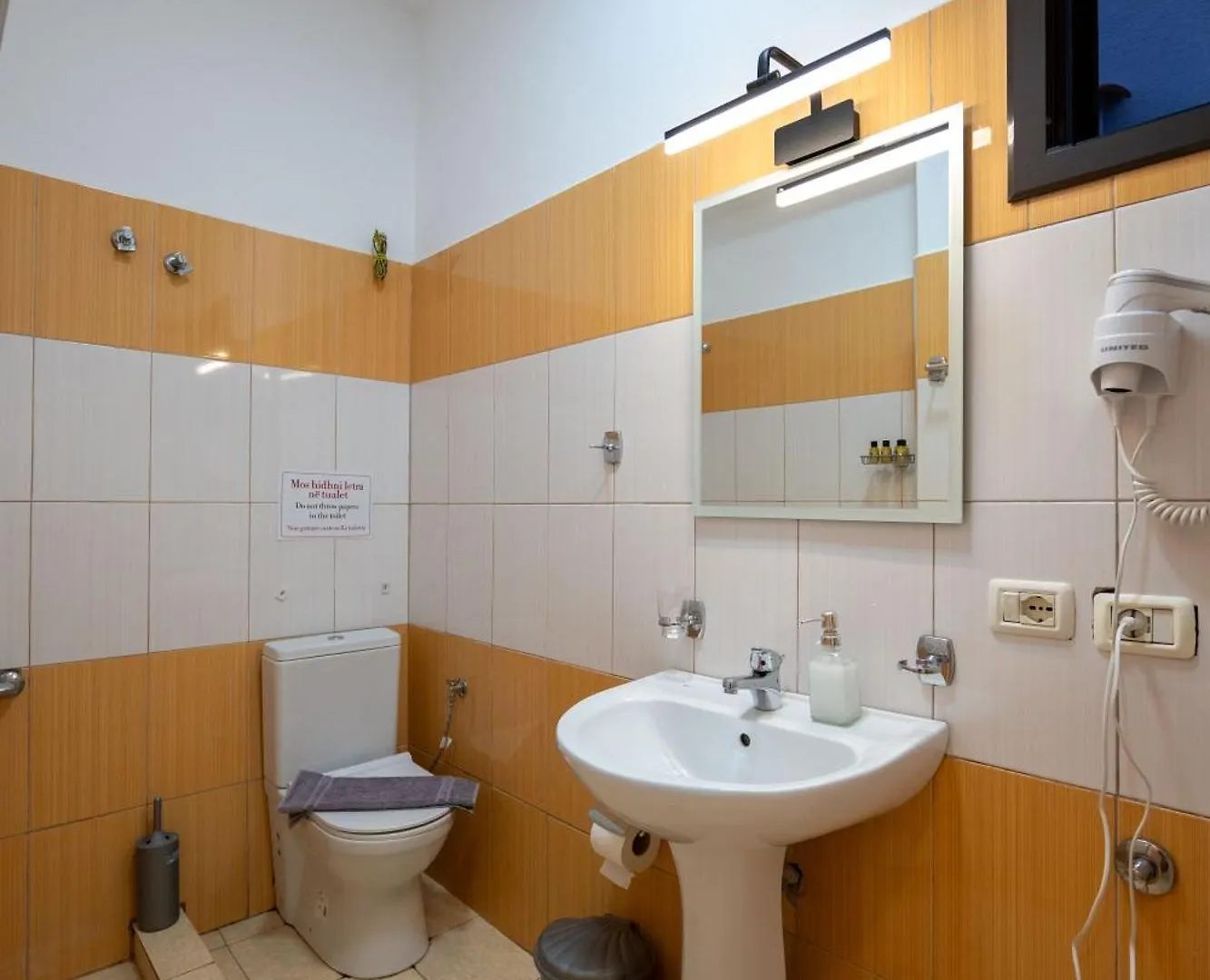 Twins Hotel Ksamil